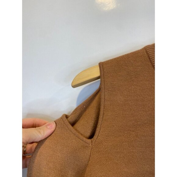 Monrow Small Supersoft Sweater Knit Cut Out Cold Shoulder Sweatshirt GUC - Picture 4 of 6